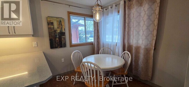 Photo du bâtiment - 46 Munroe St