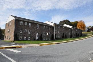 Building Photo - 23 Orchard Hills Dr