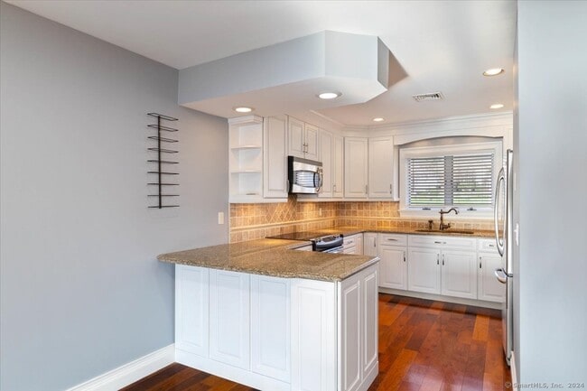 Building Photo - 13 Whitehall Landing