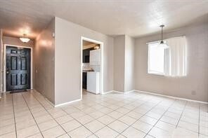 Building Photo - 8405 Wilcrest Dr