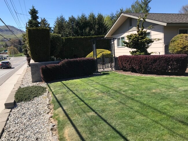 Foto del edificio - 2004 Kelso Ave