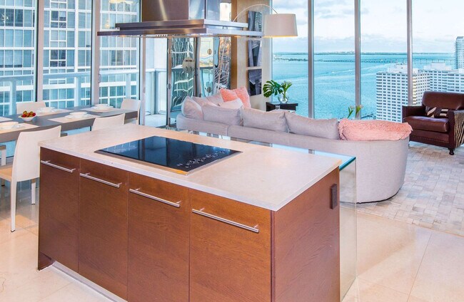 Foto del edificio - 485 Brickell Ave