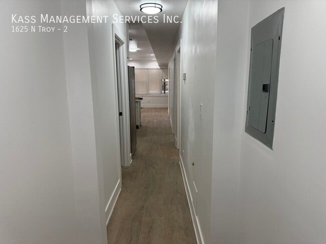 Building Photo - 1625 N Troy-2