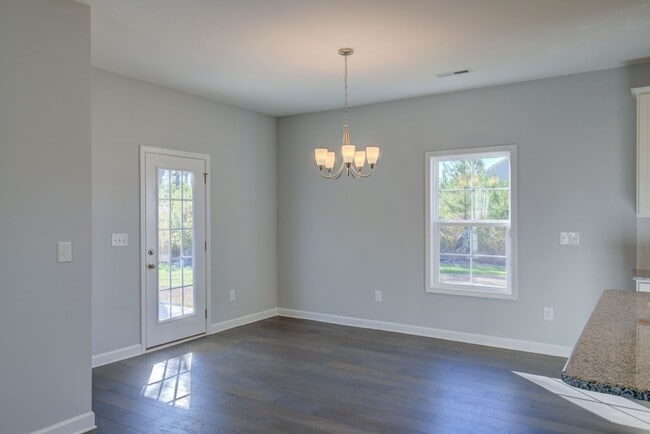 Foto del edificio - 521 Transom Wy