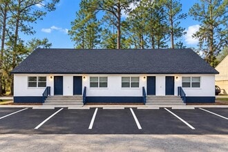 Building Photo - 11558 SE 58th Ave