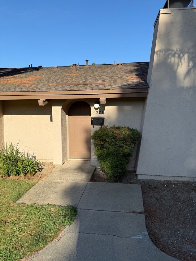 Photo - 201 Touchstone Pl - West Sacramento 95691