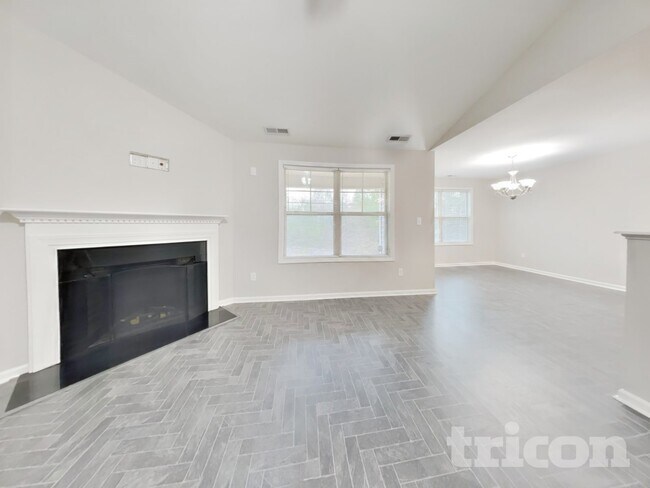 Foto del edificio - 295 New Castle Ln