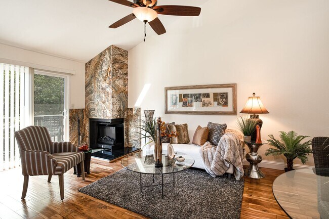 Foto del edificio - 5400 Mountain Blvd