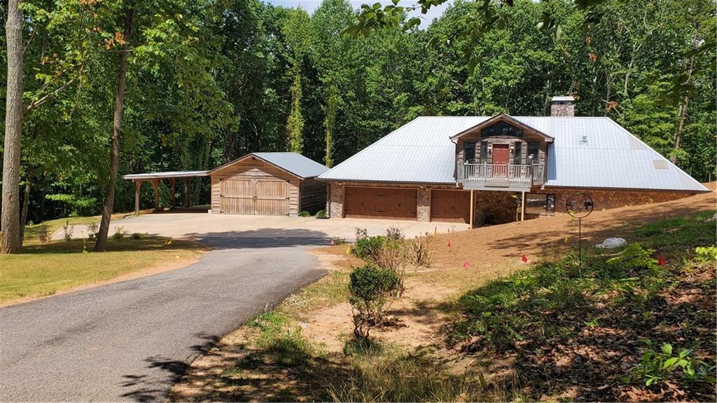Primary Photo - 2210 Goldmine Dr