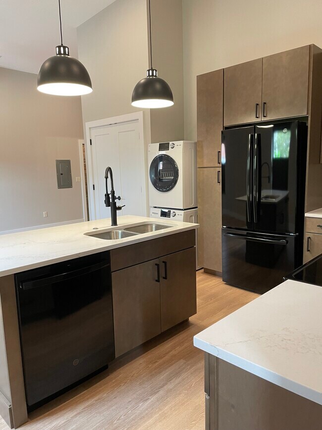 Foto del edificio - 106 W Middle St