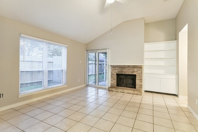 Building Photo - 13207 Pebblewalk Cir S