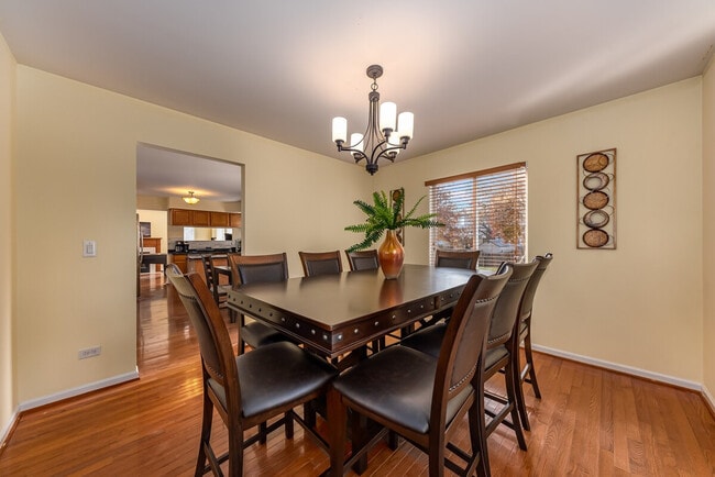 Foto del edificio - 2484 Warm Springs Ln