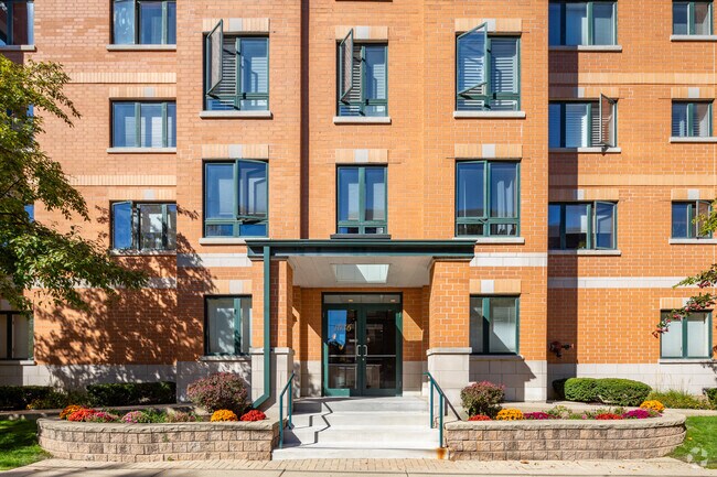 Building Photo - 1636 Ashland Ave