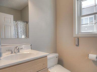 Foto del edificio - 234 Midtown Dr, 2 b