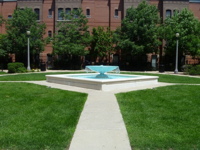 Foto del edificio - 1525 S Sangamon St