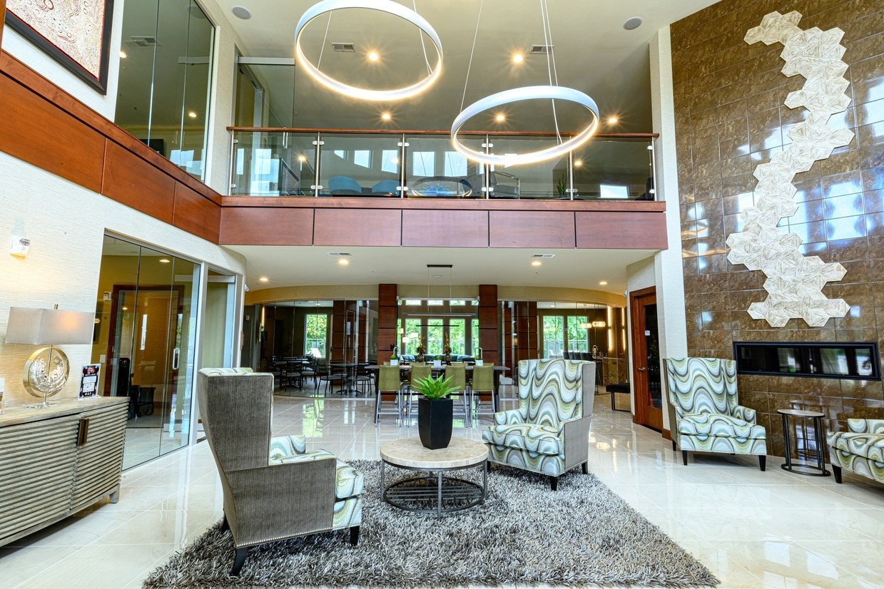 Poplar Creek Club Apartments Brookfield, WI