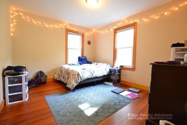 Foto del edificio - 131 Nottinghill Rd