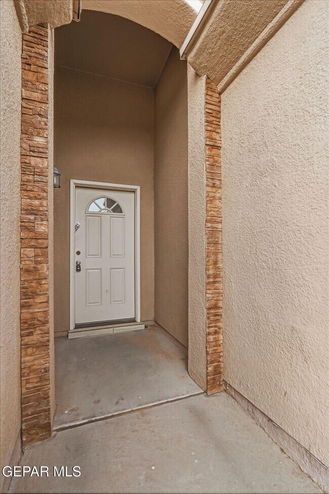 Building Photo - 14949 Jerry Armstrong Ct