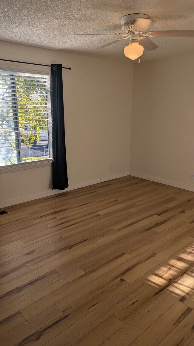 Foto del edificio - 4487 S 4000 W
