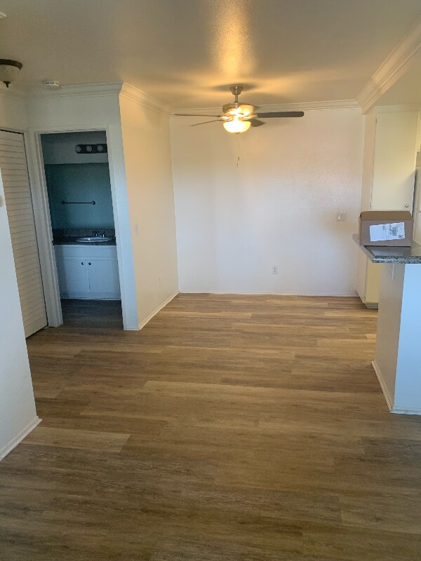 Foto del edificio - 212 Woodland Pkwy