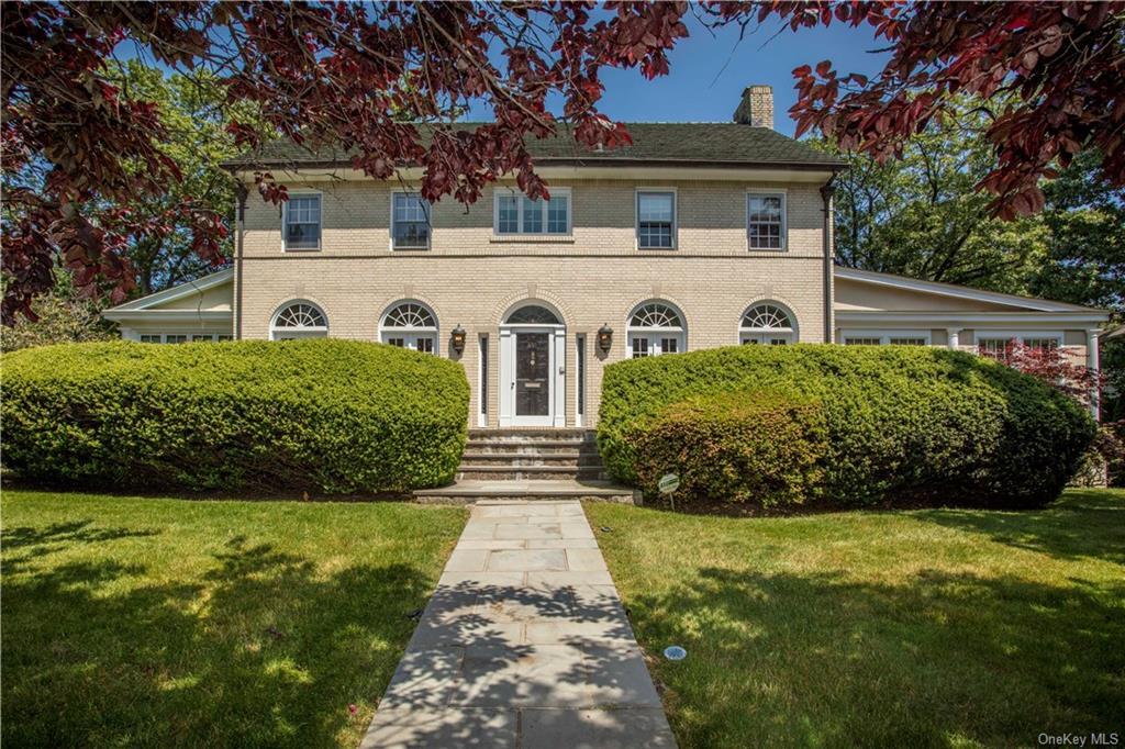 Primary Photo - 451 Beechmont Dr