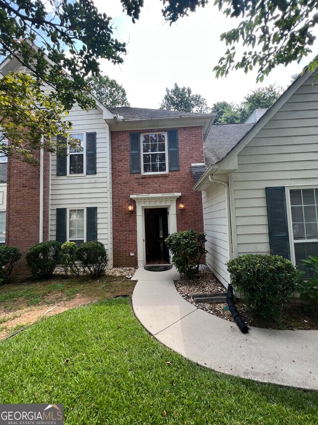 Building Photo - 2118 Hunters Branch Ct