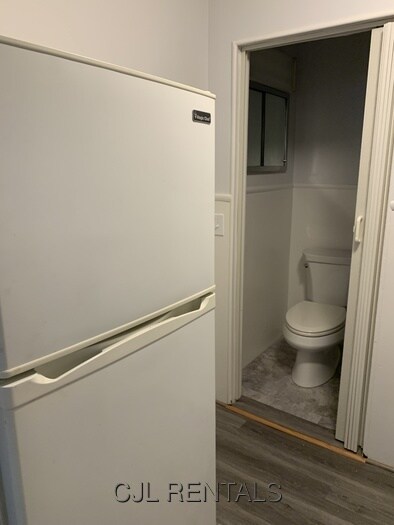 Building Photo - 279 Crescent St