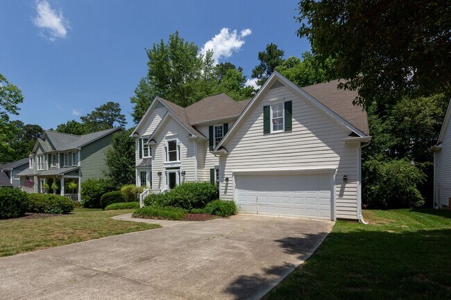 Building Photo - Beautiful 4 Bedroom Home with Updated Kitc...