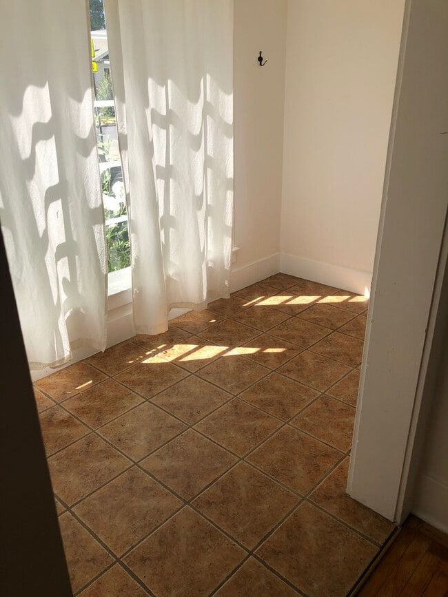 Building Photo - Coming Soon