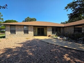 Building Photo - 123 Sam Houston