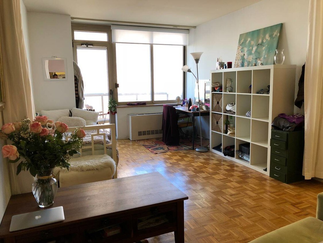Foto principal - 200 E 89th St