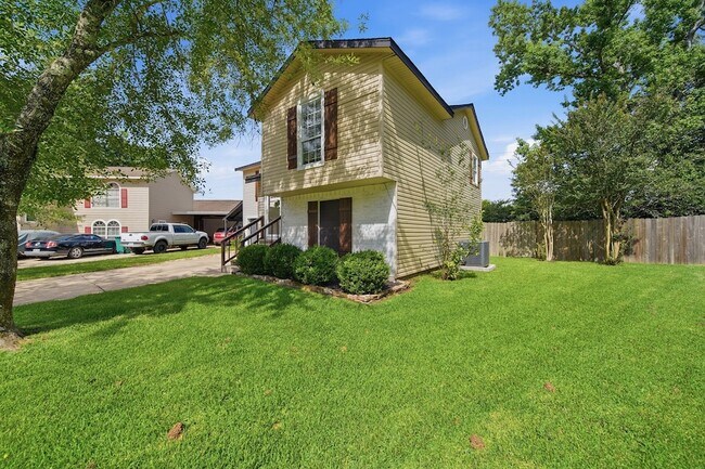 Building Photo - 3403 Dryburgh Ct