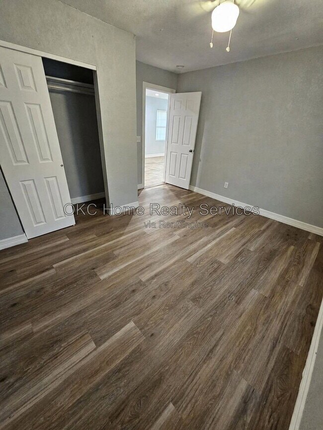 Foto del edificio - 2236 NW 11th St
