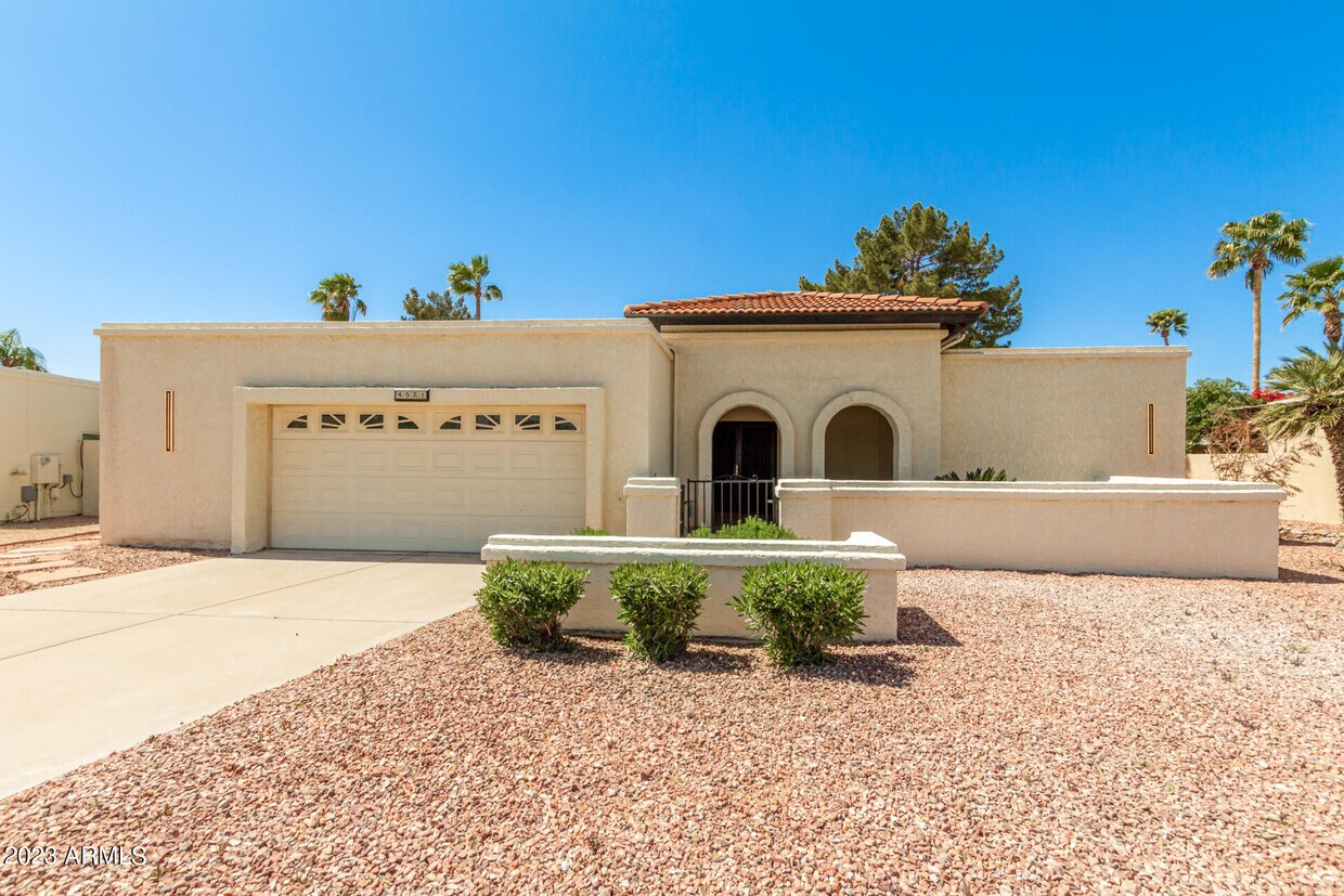 4521 E Sunrise Dr, Phoenix, AZ 85044 House Rental in Phoenix, AZ