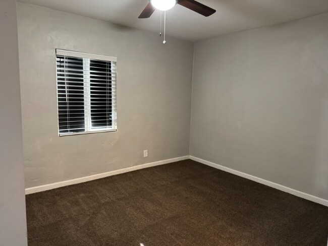 Foto del edificio - 1135 E 28th St