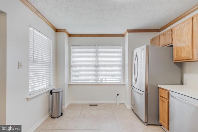 Building Photo - 3005 Brinkley Station Dr