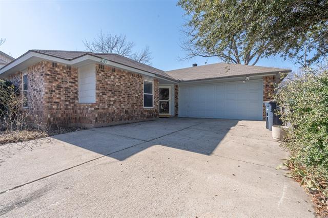 Primary Photo - 2911 Forest Creek Dr