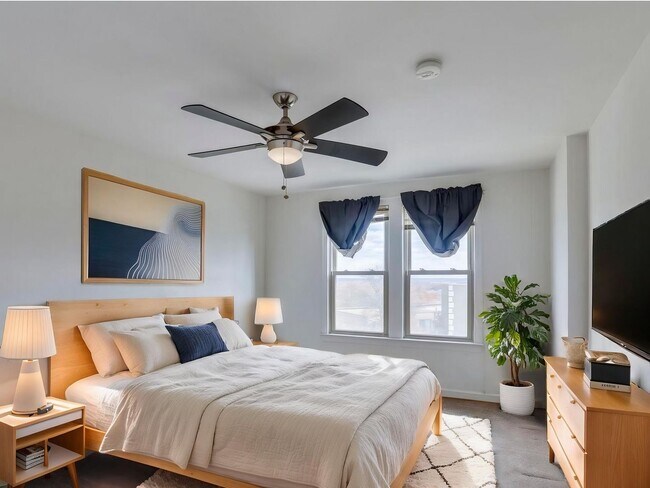 Foto del edificio - THE BROOKLAND |Top Floor Apt in Boutique B...