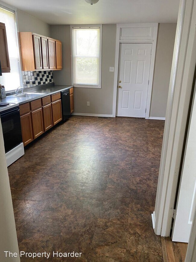 Foto del edificio - 2 br, 1 bath House - 127 East Holden Avenue