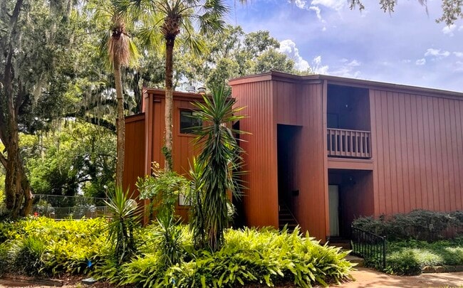 Desirable Sodo District, this spacious 2 b... - Desirable Sodo District, this spacious 2 b... House
