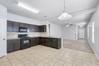 Building Photo - 261 Northern Flicker St