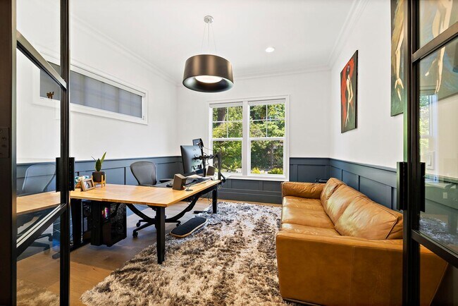 Foto del edificio - 4bd/4.75ba Bellevue House