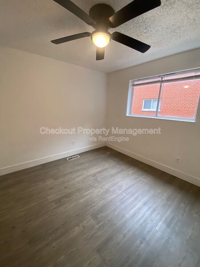 Building Photo - 813 Courtois St