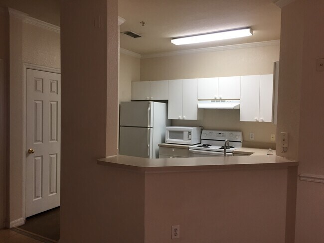 Building Photo - 3611CR#832(100)