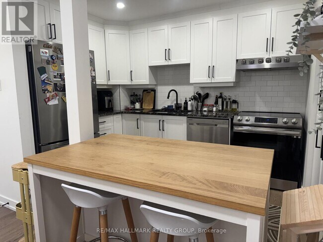 Photo du bâtiment - 49 Sunridge Ln