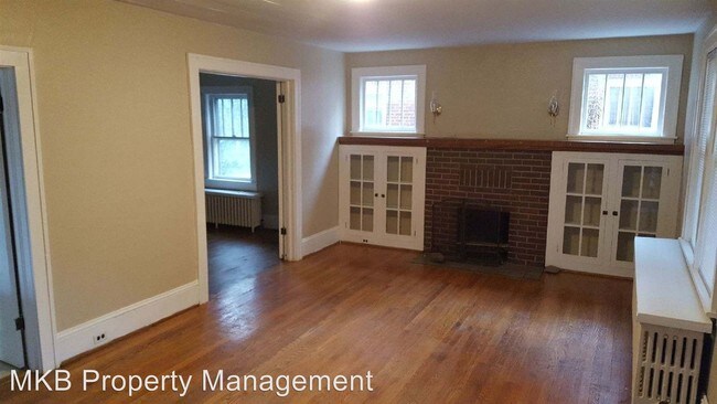 Building Photo - 4 br, 1.5 bath House - 2706 Hillcrest Avenue
