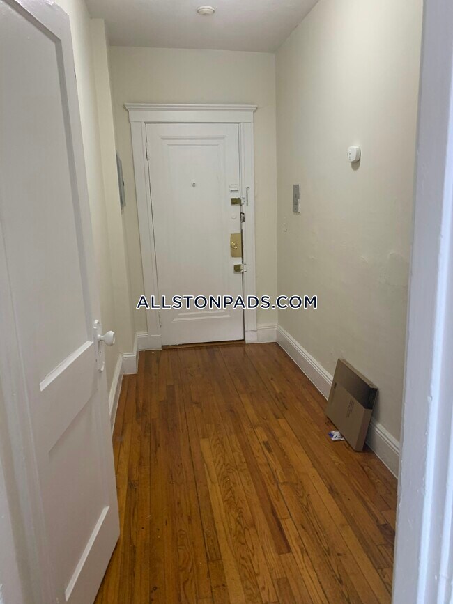 Building Photo - 25 Walbridge St