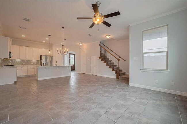 Building Photo - 1503 Miles Oaks Pl