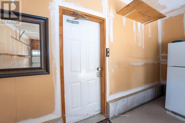 Building Photo - 5763 Raftsman Cove