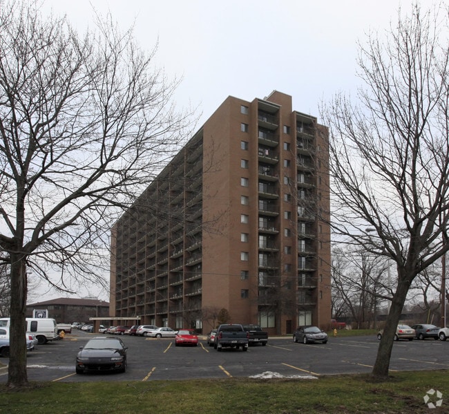 Karl King Riverbend Tower Apartments South Bend, IN